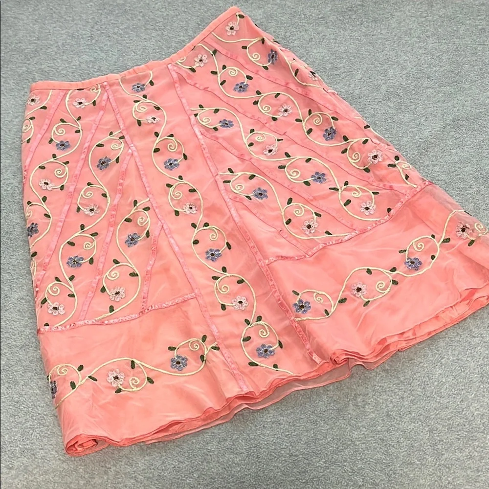 Fairy Floral Embroidered Skirt Size 2 Coquette Feminine Romantic Kawaii Spring